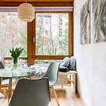 Studio near Altstadt /w Workspace, Feng-Shui&Art