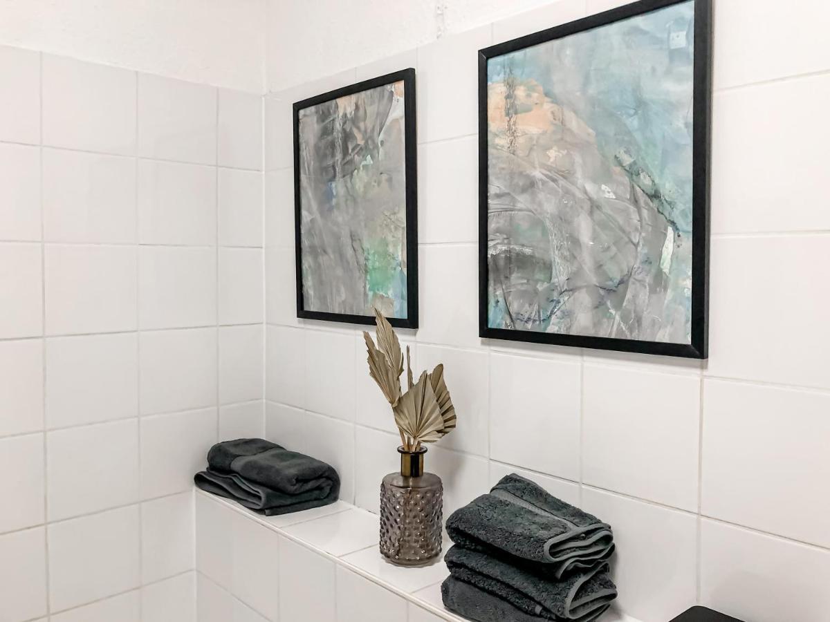 Near Altstadt /w Workspace, Feng-shui&art Apartment Würzburg